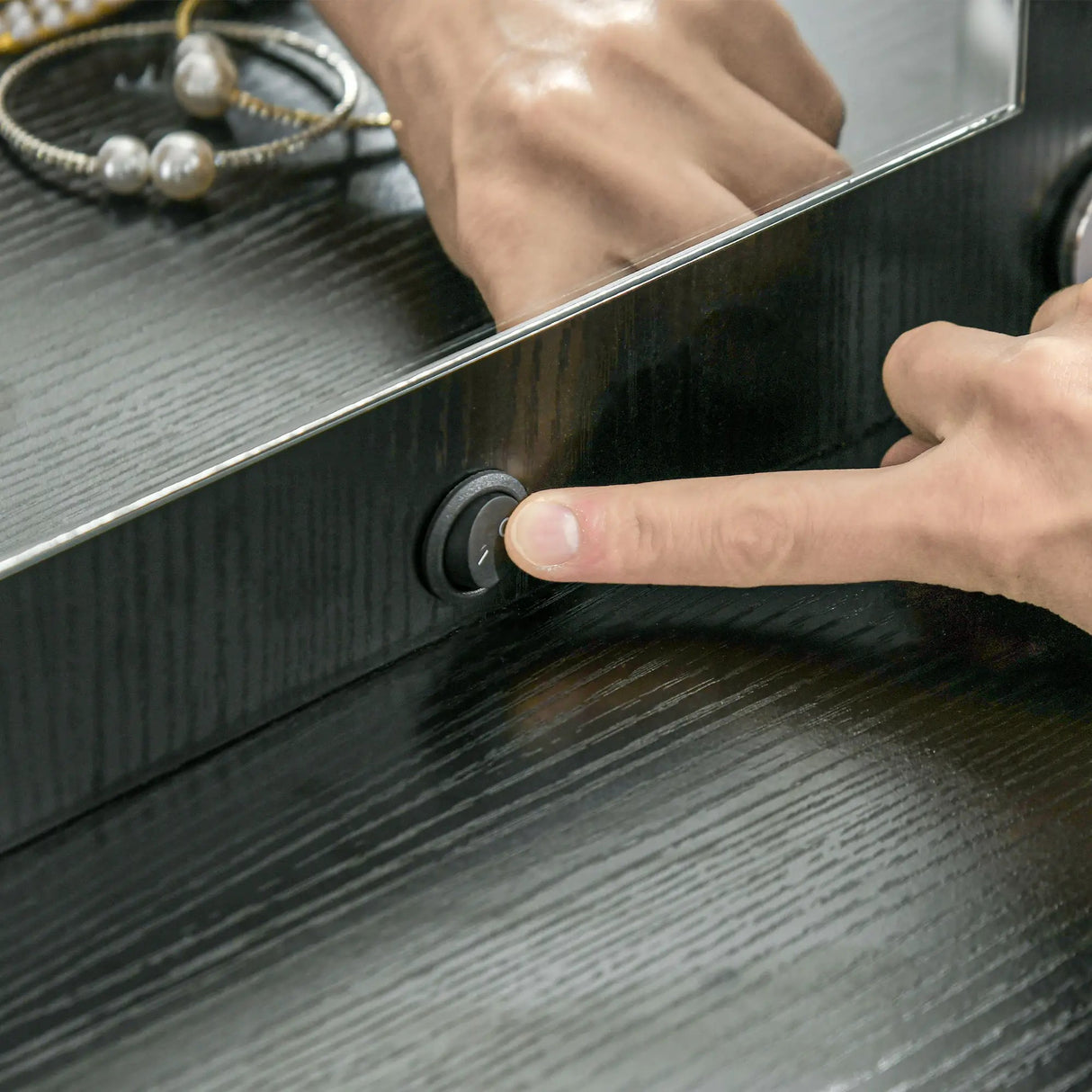 Toeletta da Trucco con Specchio Illuminato a 10 Luci, 2 Cassetti, 6 Ripiani e Sgabello – Nero Elegante