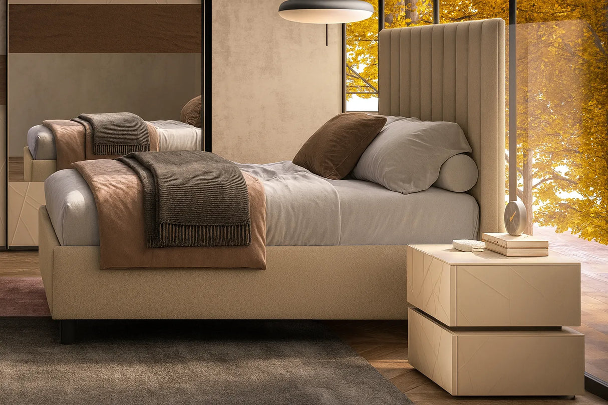 Camera da letto moderna Bologna con letto con e senza contenitore, armadio scorrevole, comò e comodini noce e cashmere