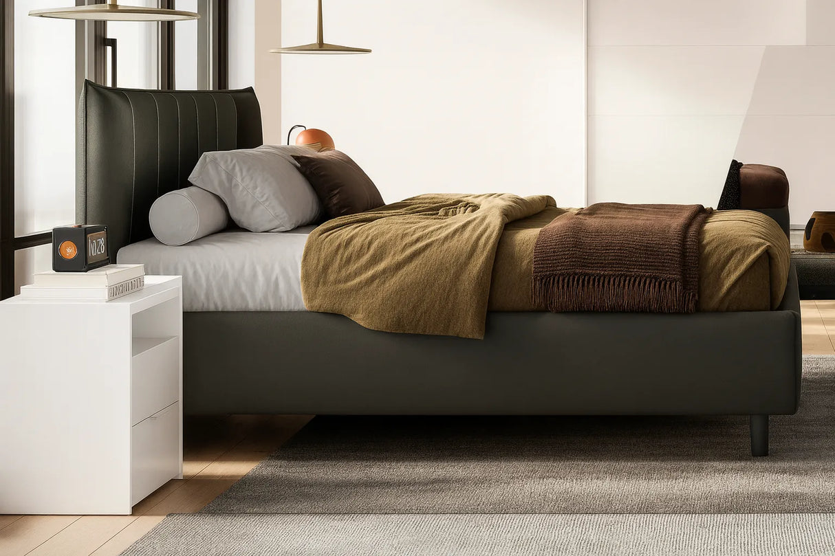 Camera da letto moderna Copenhagen con letto contenitore e armadio scorrevole bianco lucido con specchi