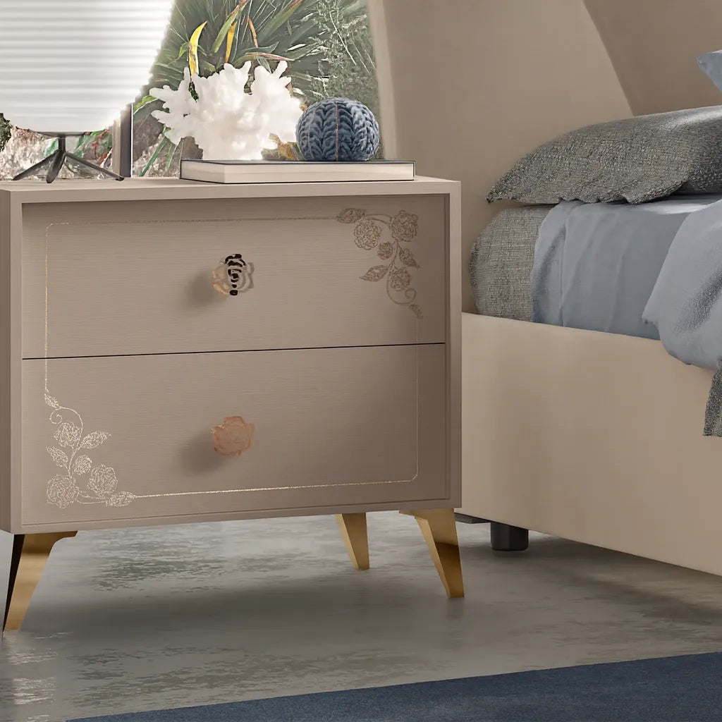 Camera da letto Toronto Canapa con letto contenitore e finiture oro