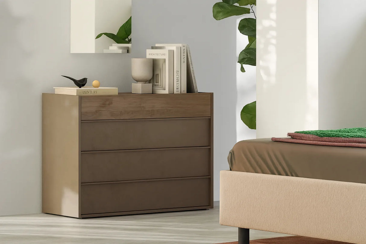 Camera da letto moderna Venezia, letto con o senza contenitore, armadio scorrevole, comò e comodini finitura bronzo, mercure e vetro bronzato