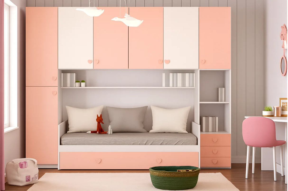 Cameretta Petunia a ponte rosa e bianco con doppio letto e armadi contenitori – Europa Mobili