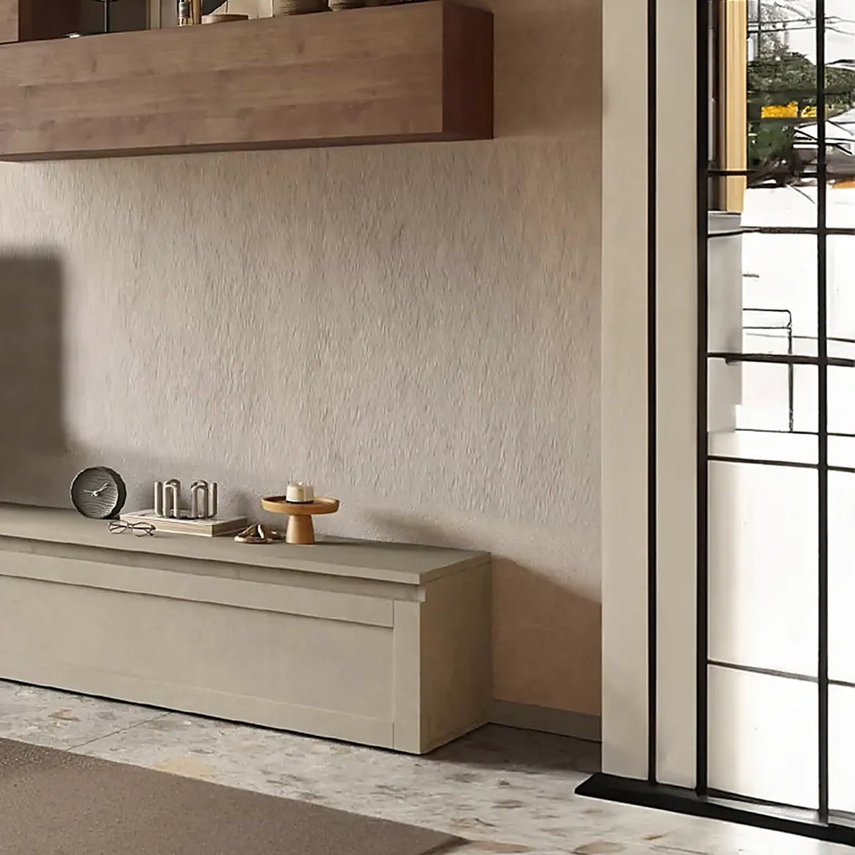 Parete attrezzata Clelia finitura Argilla e Mercure con pensili e base porta TV.