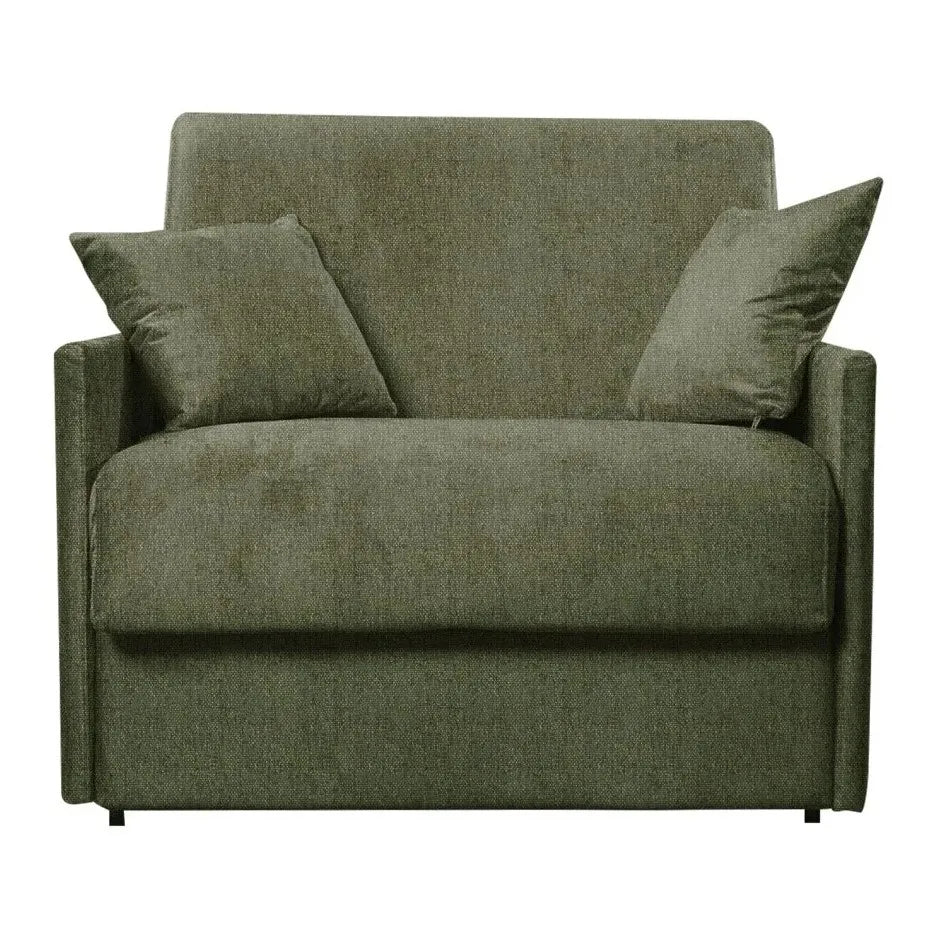 Poltrona letto trasformabile con materasso alto 18 cm e rivestimento in tessuto idrorepellente e antimacchia in vari colori.
