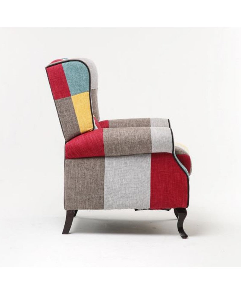 Poltrona reclinabile patchwork in tessuto policotone colorato con poggiapiedi, schienale comfort e struttura in legno robusta