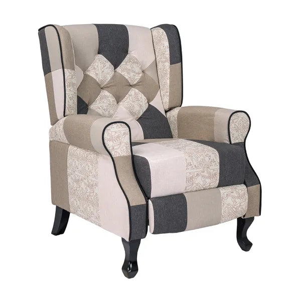 Poltrona reclinabile in tessuto patchwork con struttura solida, poggiapiedi integrato e schienale regolabile manualmente