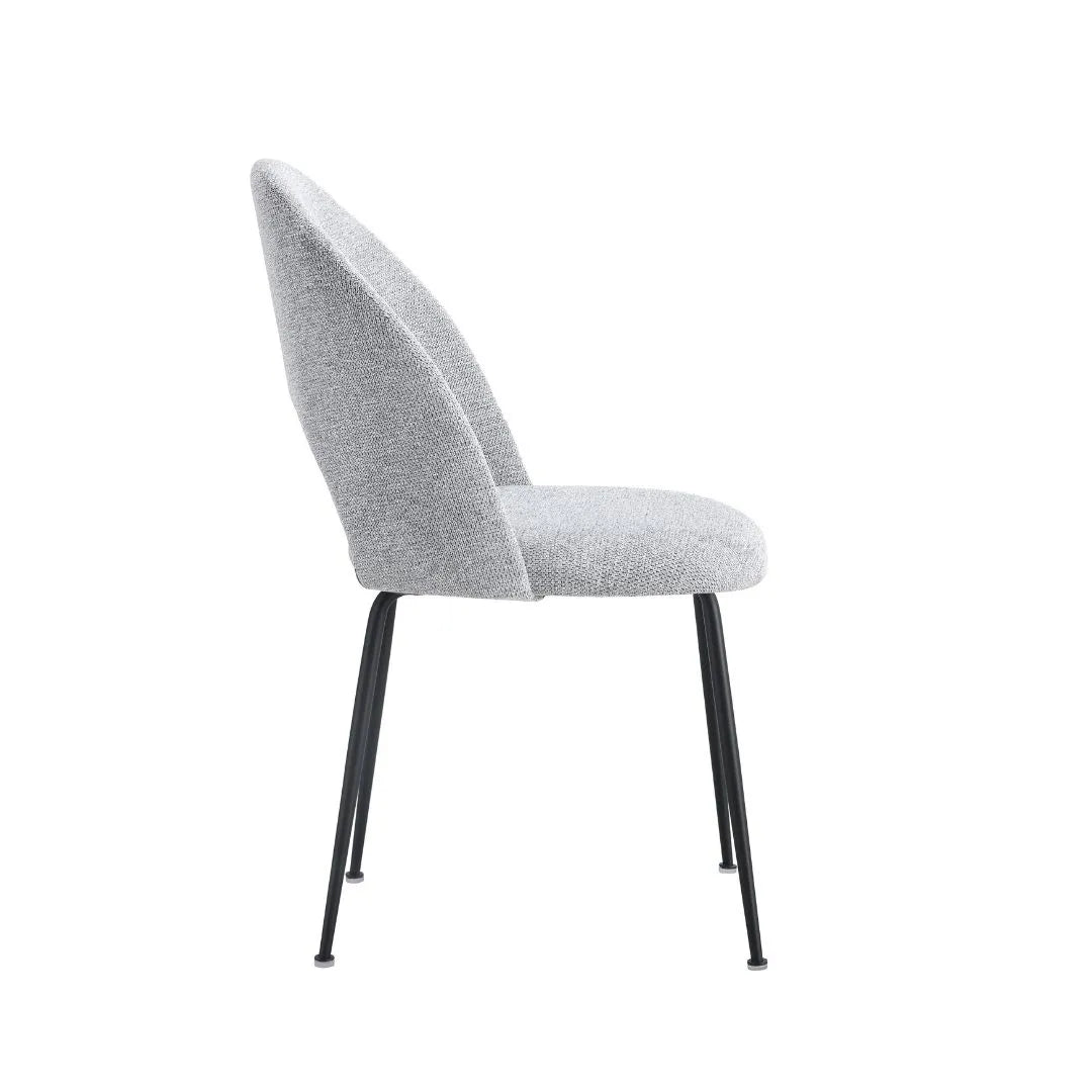 Sedia moderna Paola con rivestimento idrorepellente e gambe nere in metallo