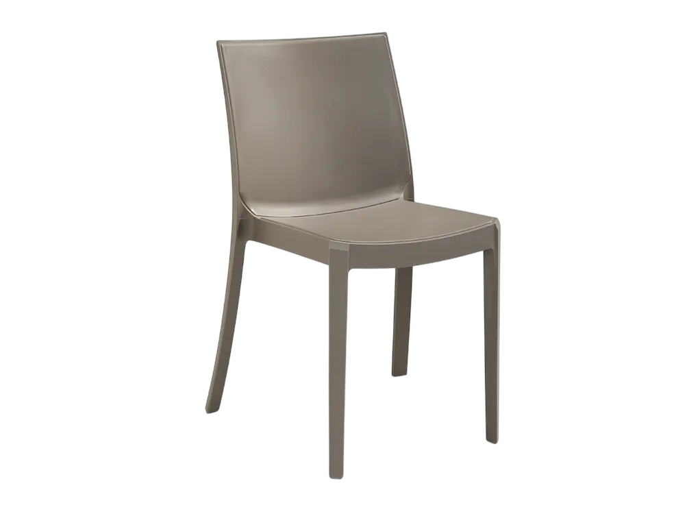 Sedia Perla impilabile in polipropilene tortora per interni ed esterni con design moderno e trattamento waterproof