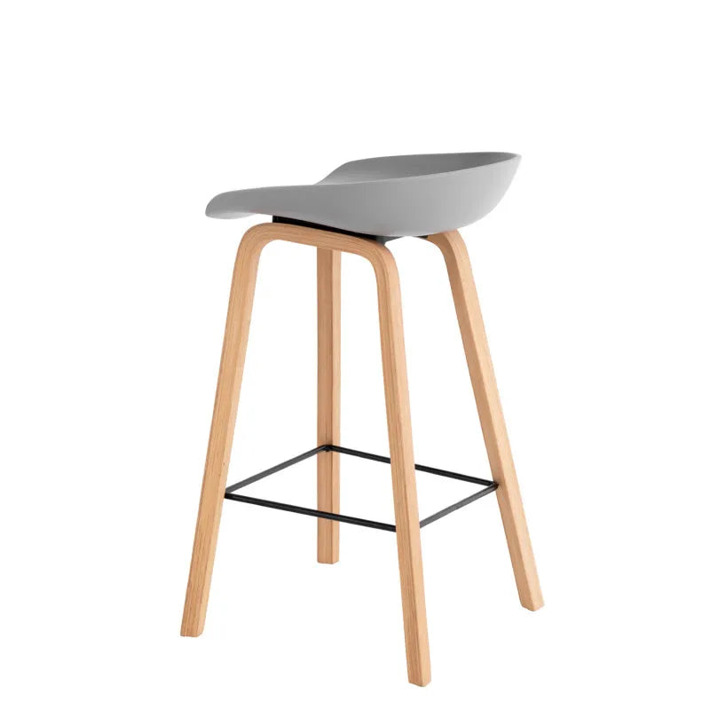 Sgabello moderno Daxer bianco con seduta in plastica e gambe in legno di faggio stile nordico