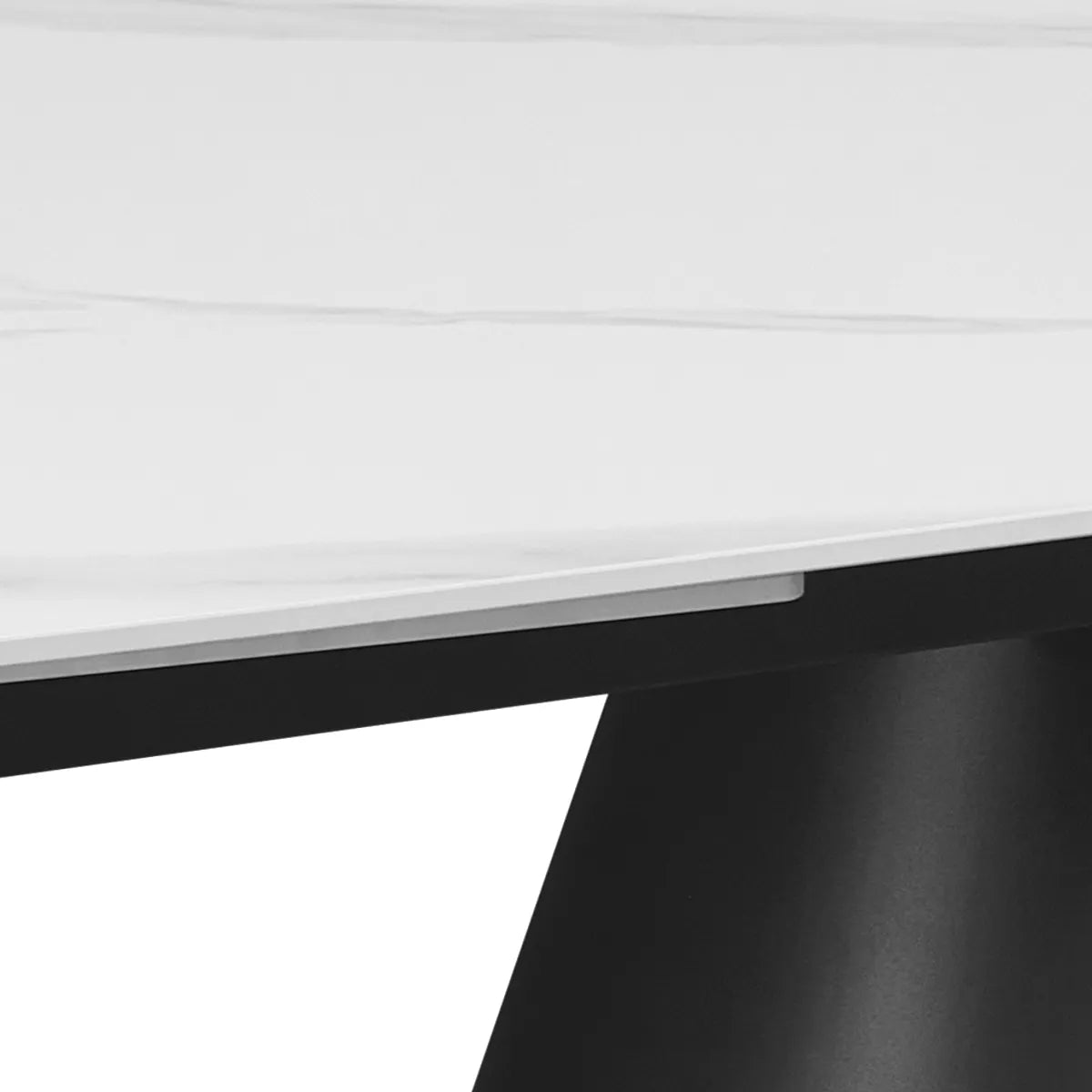 Tavolo allungabile Venere con piano in ceramica marmo Bianco opaco e basamento centrale Grigio opaco