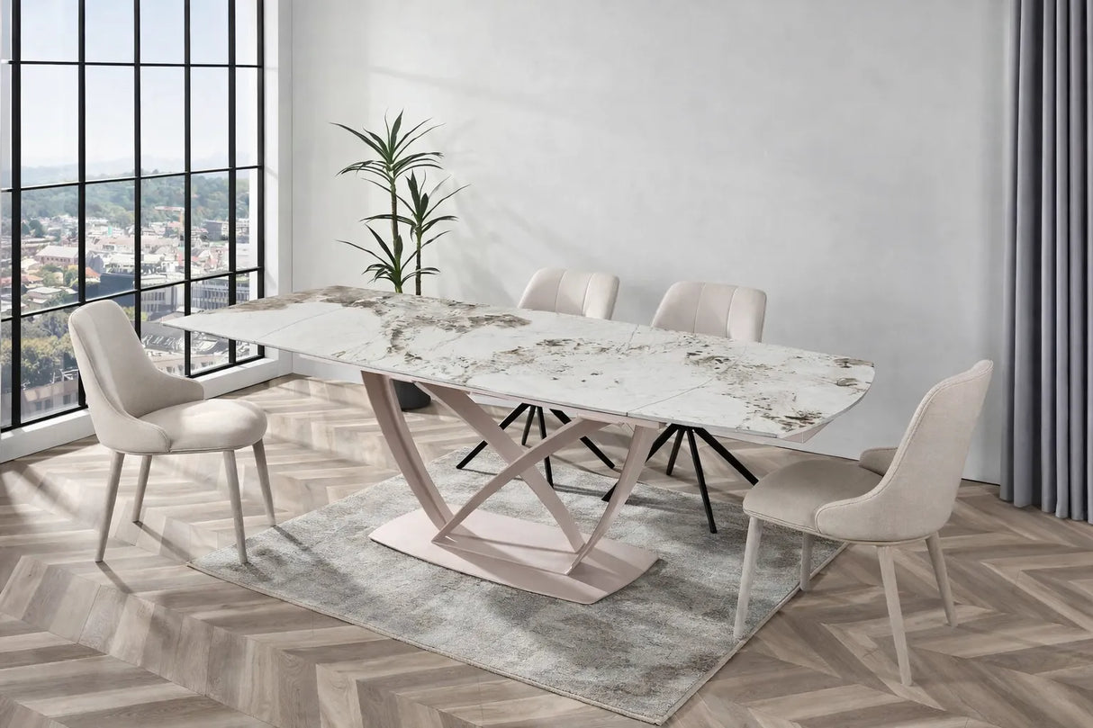 Tavolo Angel 160 cm allungabile a 240 cm, con piano in ceramica effetto marmo calacatta e struttura cashmere.
