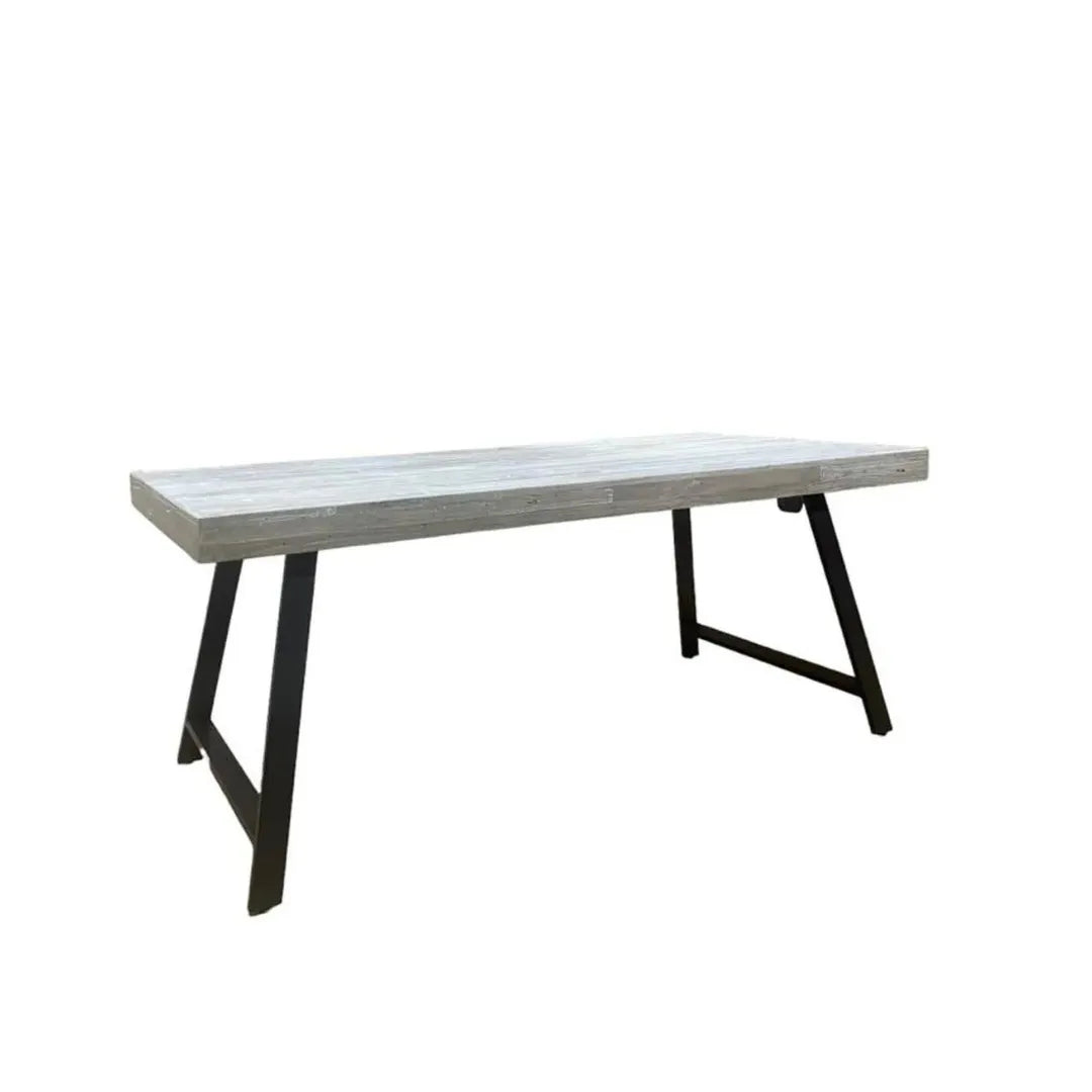 Tavolo Arbusto Strong stile industriale con piano in legno sbiancato e gambe in metallo nero, misura 180x90 cm