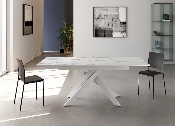 Tavolo allungabile Ares in ceramica marmo nero con gambe in metallo nero, misura 140-200x80 cm