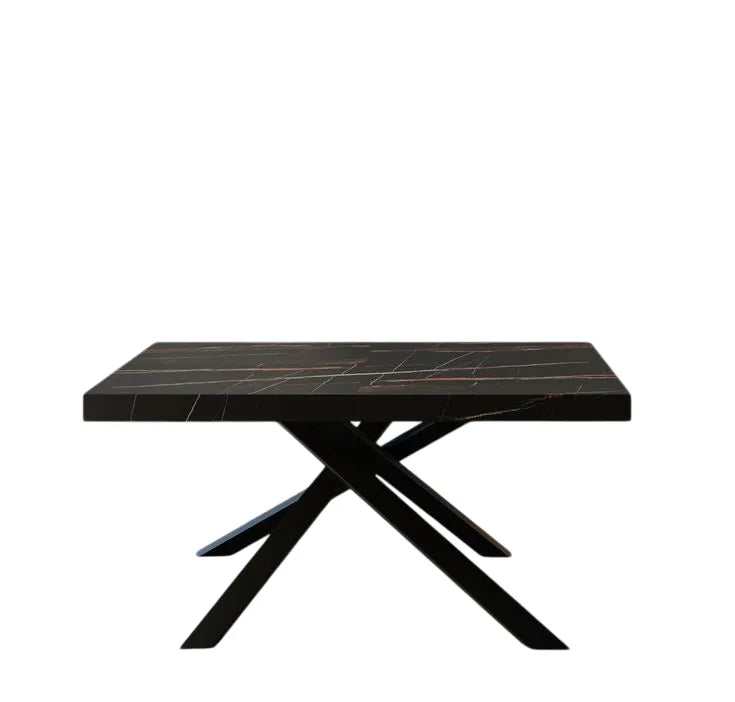 Tavolo allungabile Girona con piano effetto marmo Calacatta Nero e gambe in metallo antracite