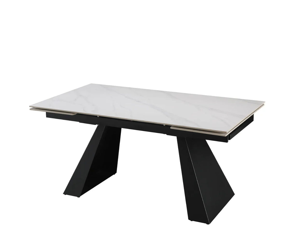 Tavolo Vermont allungabile 160x90 estensibile a 240 in ceramica effetto marmo Carrara con struttura in metallo nero