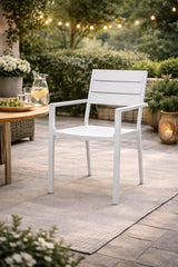 Sedia da giardino Oregon in HDPE effetto legno con struttura in acciaio nero