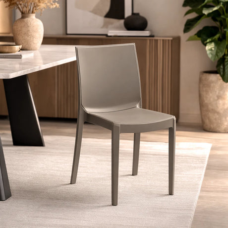 Sedia Perla Impilabile in Polipropilene Tortora – Per Interni ed Esterni