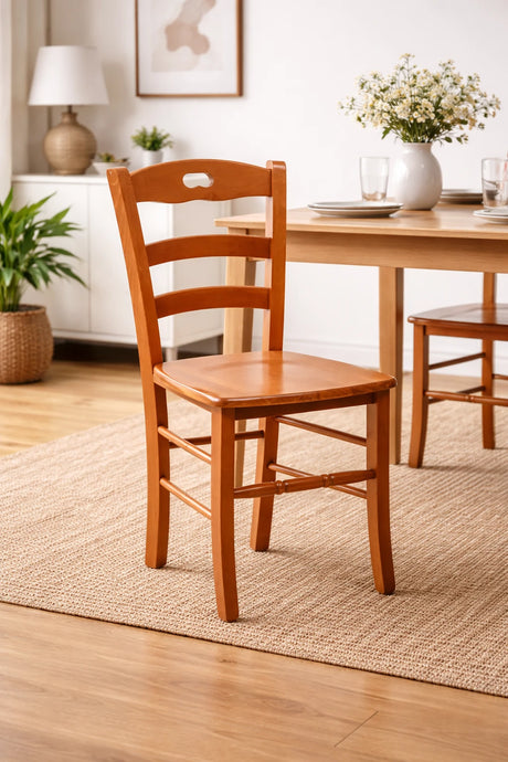 Sedia Loris in legno massello di faggio con schienale a doghe, stile classico per casa o ristorante