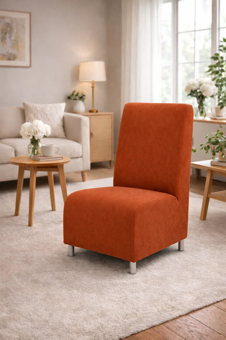 Poltrona senza braccioli in stoffa disponibile in vari colori