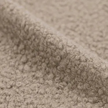 Poltrona Reclinabile Manuale in Tessuto Bouclé – Eleganza, Comfort e Design