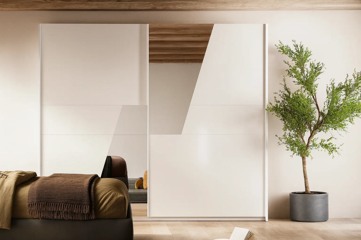 Camera da letto moderna Copenhagen con letto contenitore e armadio scorrevole bianco lucido con specchi