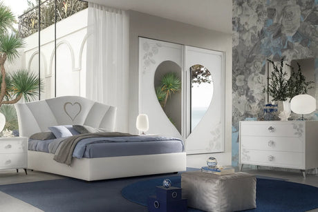 Camera da Letto Toronto Bianca con contenitore, finitura bianco frassinato e dettagli argento – Europa Mobili