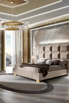 Camera da letto Movida Luxury con letto contenitore in velluto, armadio scorrevole a specchio, comò e comodini con dettagli oro, design glamour Made in Italy.

