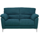 Divano 2 posti GIADA color petrolio con tessuto idrorepellente, piedini in metallo, braccioli morbidi e seduta imbottita. Stile moderno e comfort totale.