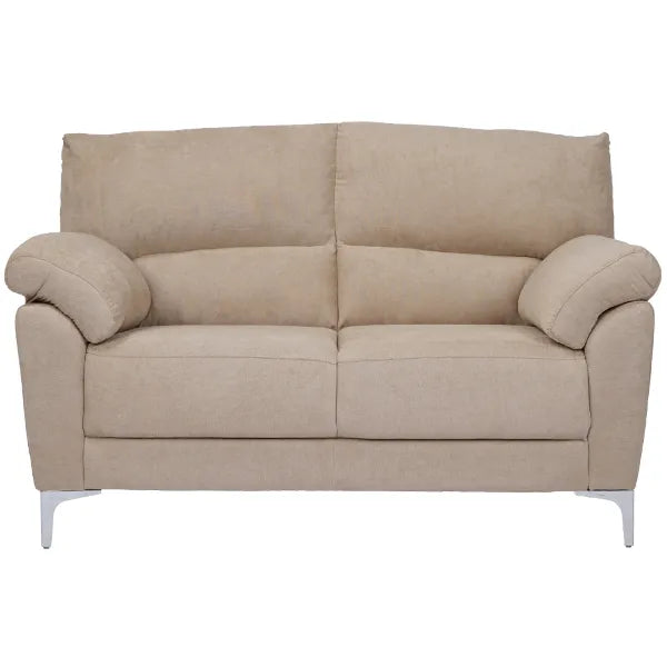 Divano 2 posti GIADA color petrolio con tessuto idrorepellente, piedini in metallo, braccioli morbidi e seduta imbottita. Stile moderno e comfort totale.