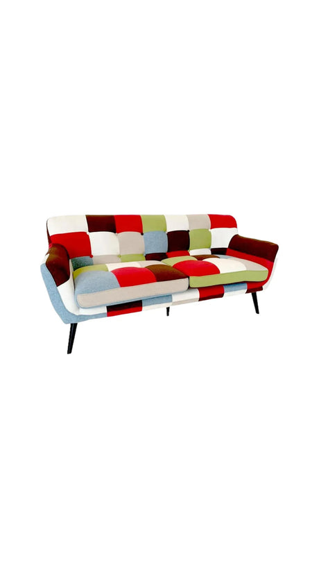 Divano Patchwork 3 posti in tessuto colorato con cuscini sfoderabili, braccioli imbottiti e stile boho vintage. Ideale per ambienti creativi e moderni.
