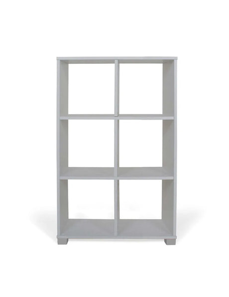 Libreria verticale 6 cubi in legno rovere o bianco, ideale per libri, oggetti e scarpe. Design moderno e compatto, facile da montare.

