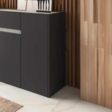 Madia Sofia finitura grafite e marmo con ante lineari e dettaglio centrale decorativo