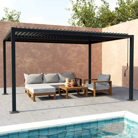 Pergola bioclimatica SKY 3x4 m in metallo grigio con lamelle orientabili e struttura in alluminio, ideale per giardini e terrazze moderne.


