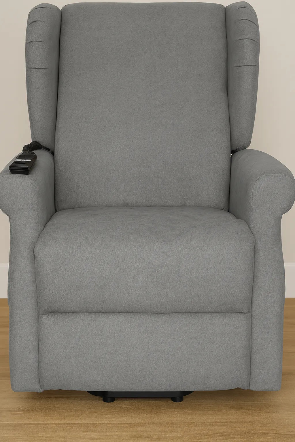 Poltrona reclinabile elettrica alzapersona in tessuto, disponibile nei colori grigio e tortora, con telecomando e meccanismo relax motorizzato.