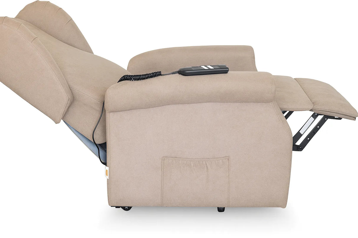 Poltrona reclinabile elettrica alzapersona in tessuto, disponibile nei colori grigio e tortora, con telecomando e meccanismo relax motorizzato.