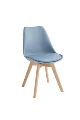 Sedia Carlotta con struttura in legno e seduta in similpelle, design moderno ed elegante