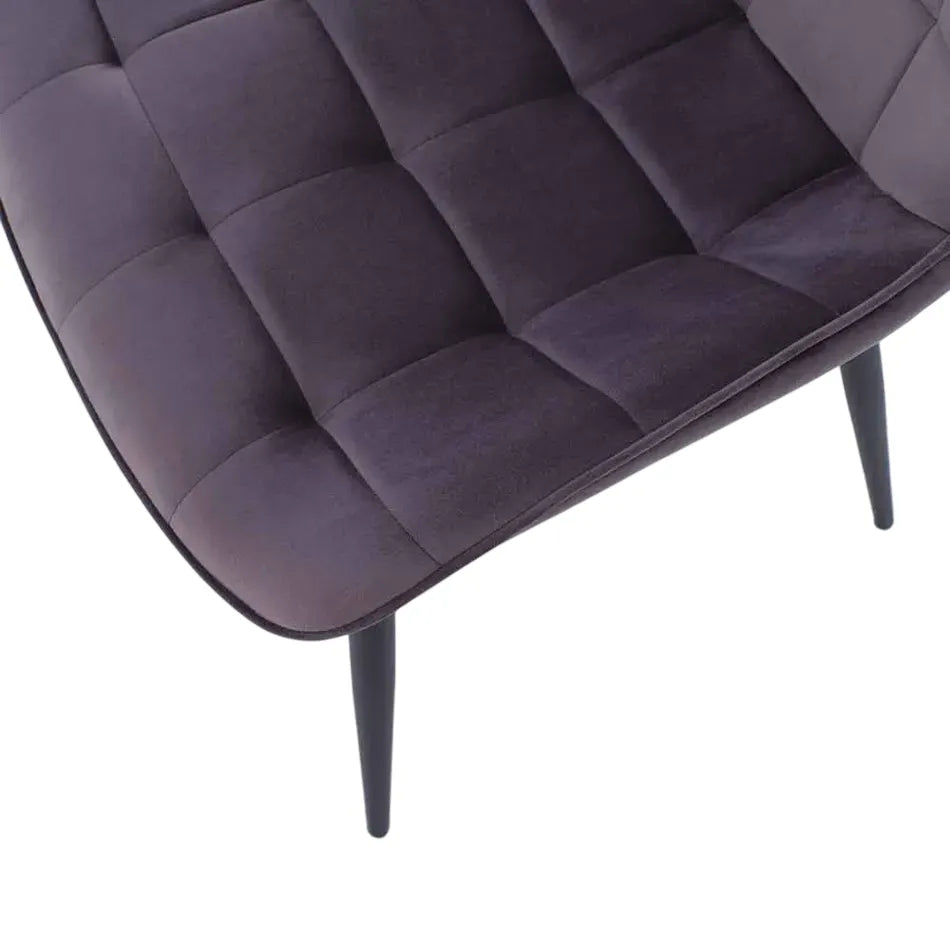 Sedia Celine in velluto grigio scuro con gambe in metallo nero opaco