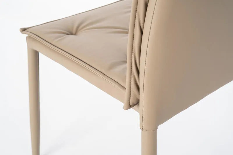 Sedia Mixi moderna in econabuk trapuntato con gambe in metallo verniciato

