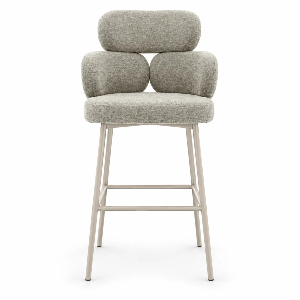Sgabello Alma in tessuto tortora con seduta e schienale imbottiti, struttura in metallo color cashmere e poggiapiedi integrato.