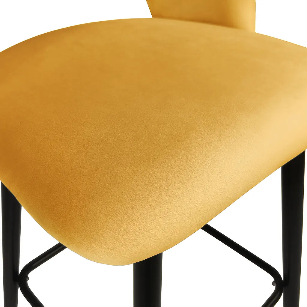 Sgabello Mary in velluto disponibile nei colori tortora, grigio e senape con struttura e poggiapiedi in metallo