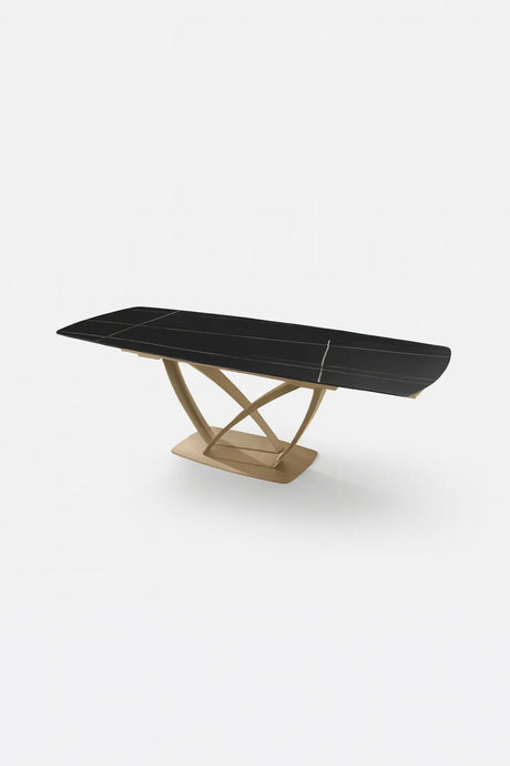 Tavolo Angel allungabile con piano in ceramica marmo nero e struttura in metallo oro, estensibile da 160 a 240 cm
