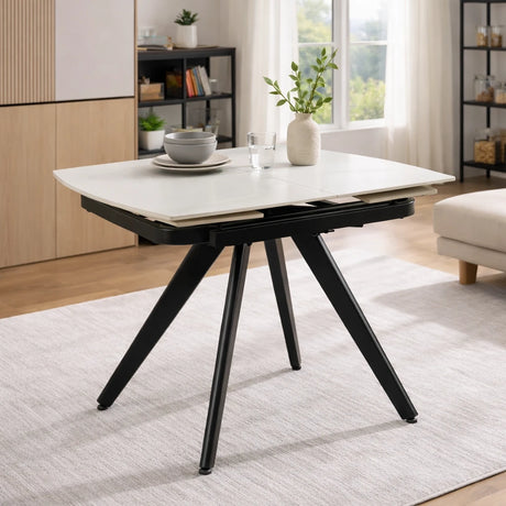 Tavolo allungabile rotante in ceramica effetto marmo bianco con gambe bianche, design moderno per cucina e soggiorno 6/8 posti.