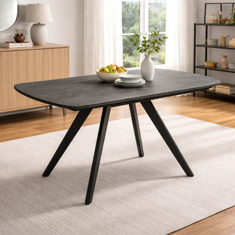 Tavolo allungabile rotante in ceramica effetto marmo nero con gambe in metallo, da 6 a 8 posti.